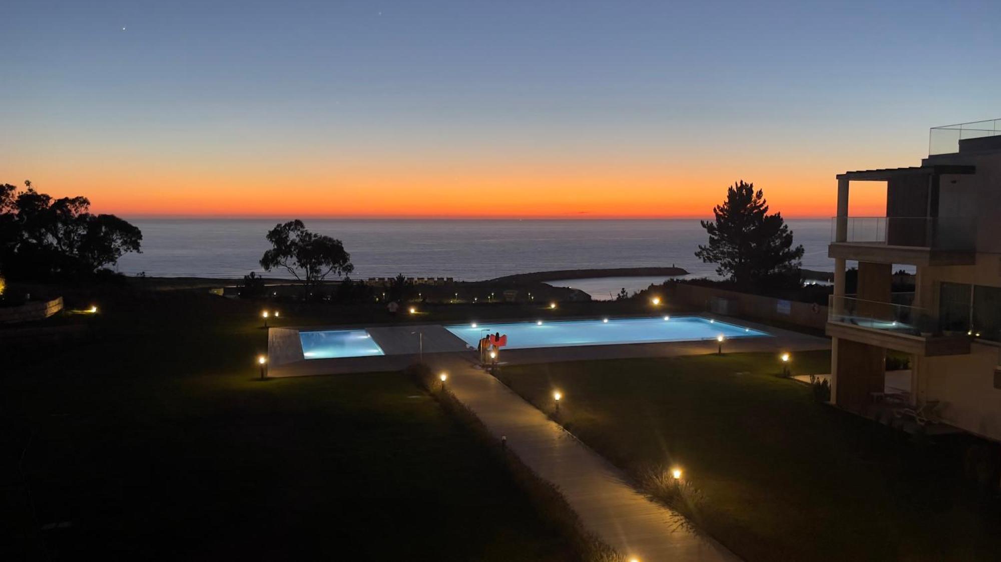 Mar A Vista - Condominium With Pool, Gym And Sea Views Nazare Luaran gambar