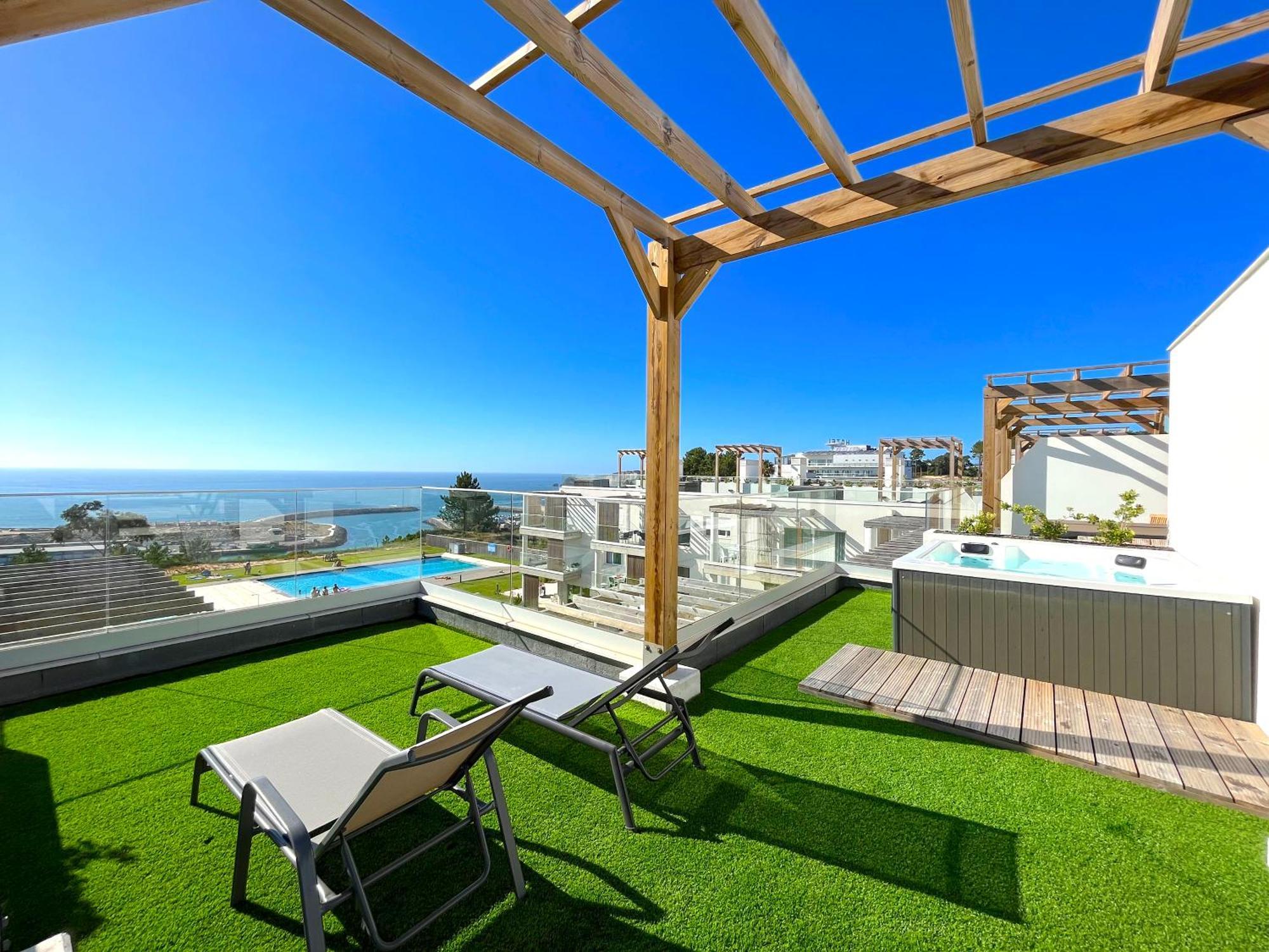 Mar A Vista - Condominium With Pool, Gym And Sea Views Nazare Bilik gambar