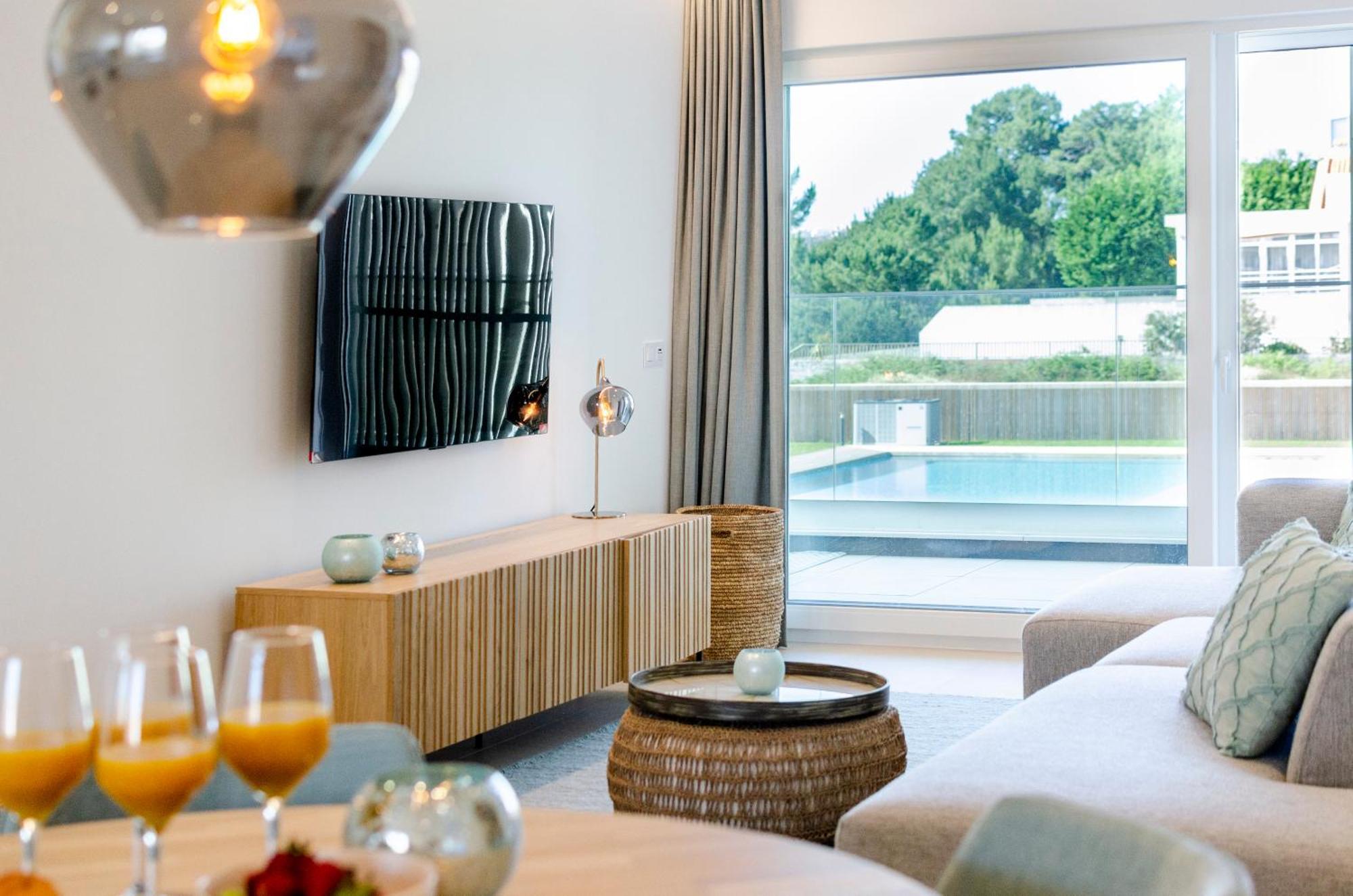 Mar A Vista - Condominium With Pool, Gym And Sea Views Nazare Bilik gambar