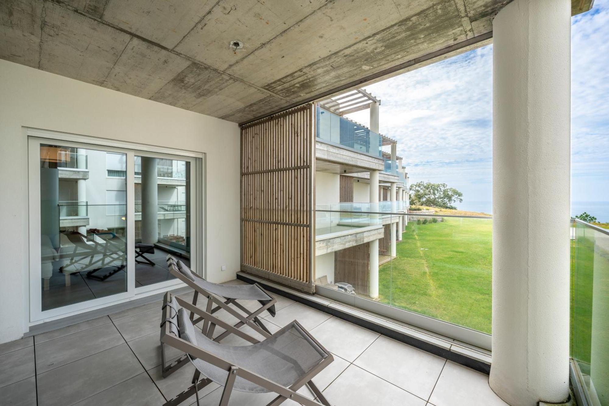 Mar A Vista - Condominium With Pool, Gym And Sea Views Nazare Bilik gambar