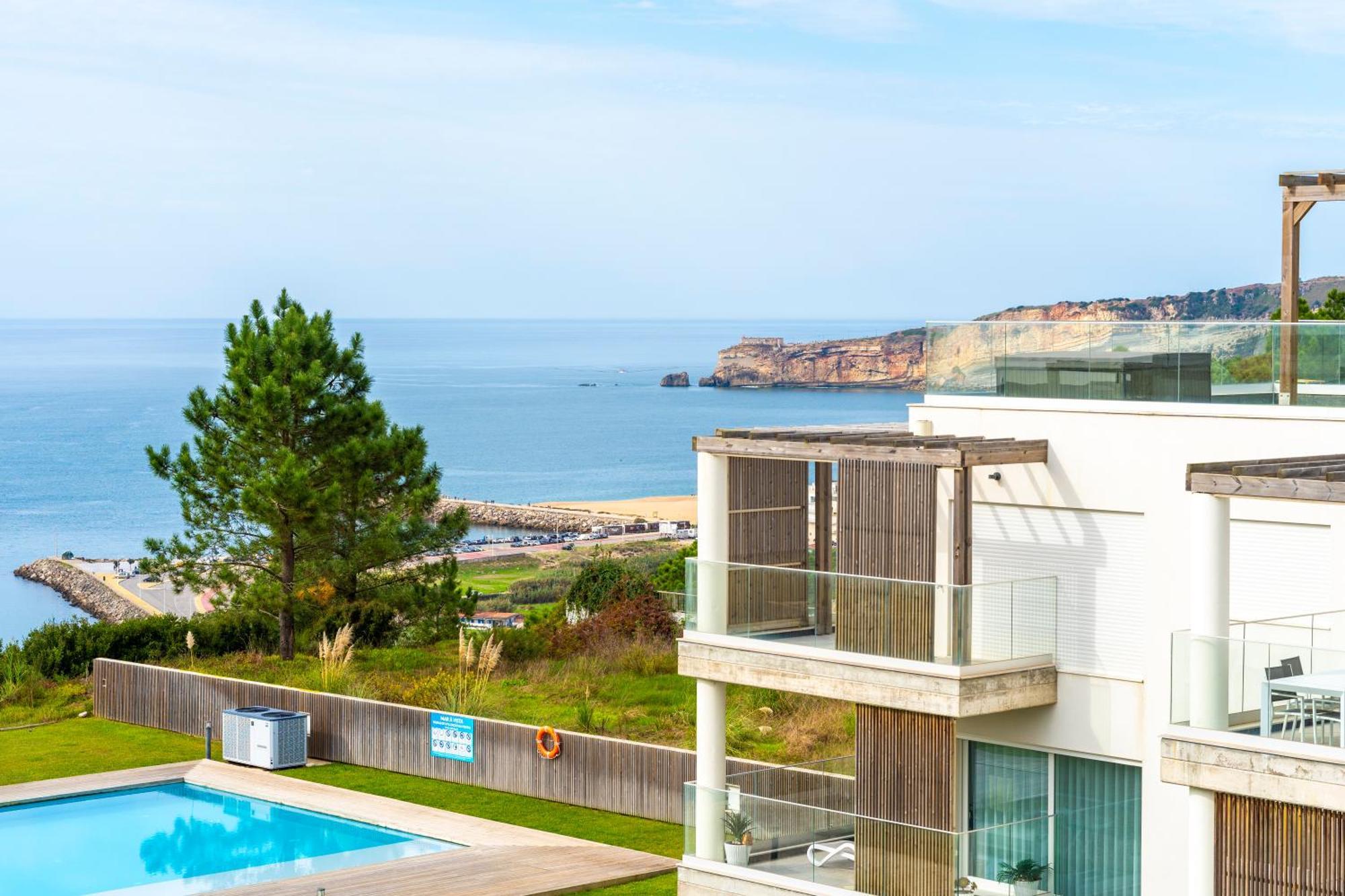 Mar A Vista - Condominium With Pool, Gym And Sea Views Nazare Bilik gambar